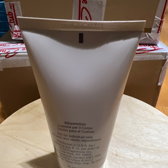 Shawn Mendes Signature II Unisex Body Lotion, New without box, price is for 1. - Picture 3 of 3